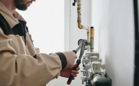 The Ultimate Guide to Unclogging Your Pipes: A DIY Homeowner's Must-Read